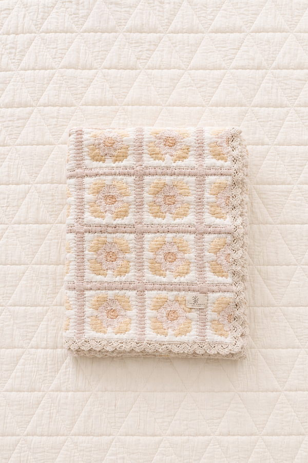 Daffodil Quilt - New Grain