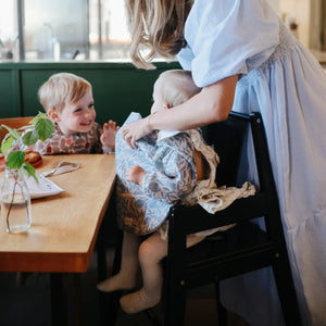 Long Sleeve Bib - Blue Flowers - Mushie