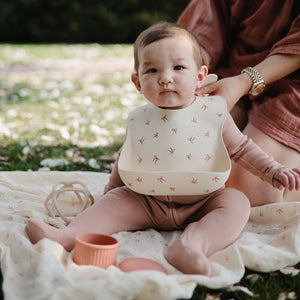 Organic Cotton Muslin Swaddle Blanket - Bows - Mushie