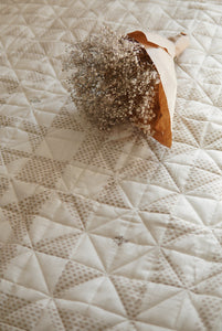 Quilted Blanket - Vintage Floral Star - Solange Pilote