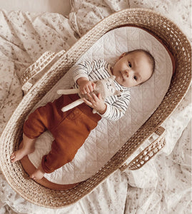 Main Sauvage - Fawn Knit Toy - Sand